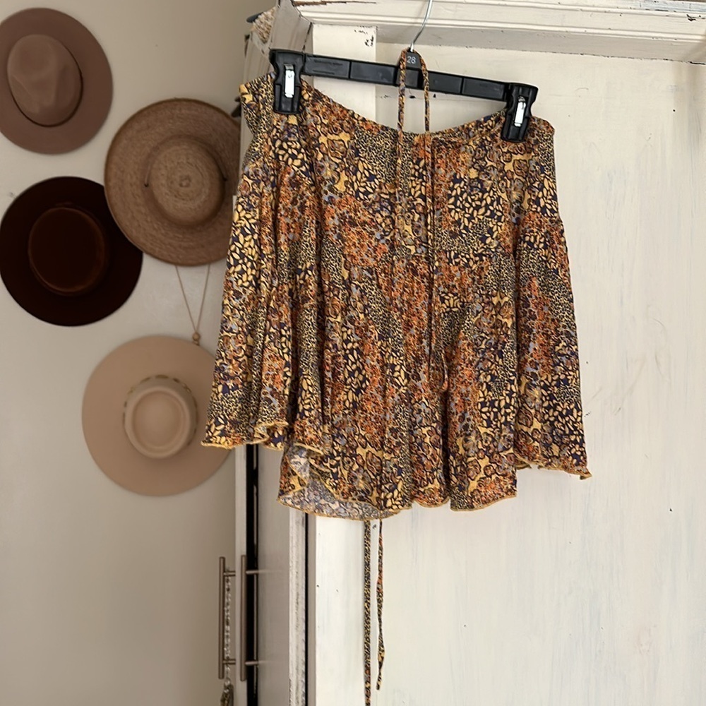 Free People - Picture 3 of 5